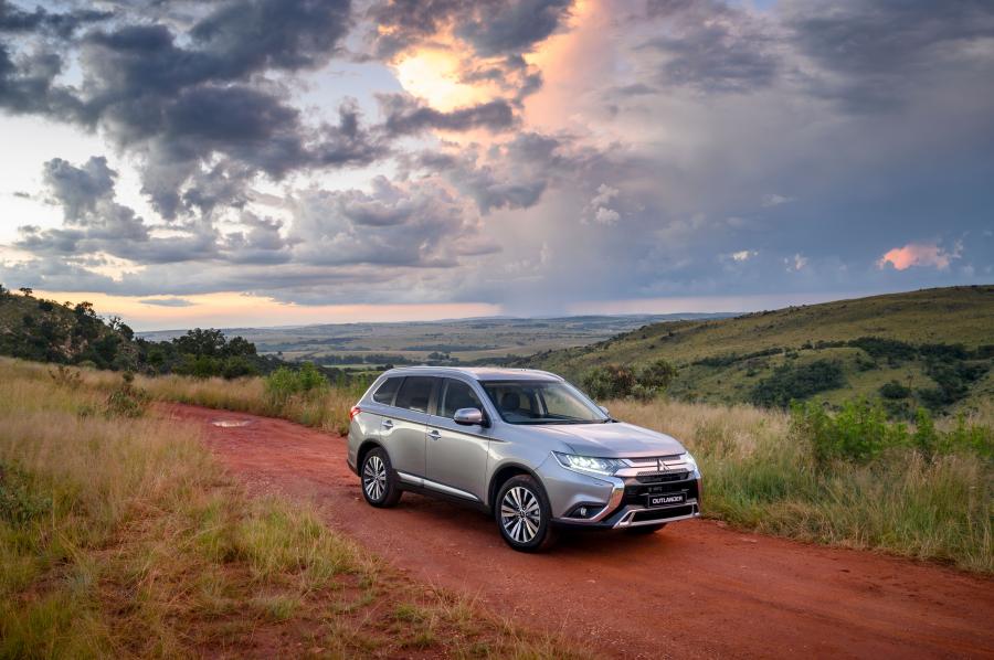  Mitsubishi Outlander 2020 года  (ZA) (фото 3 из 40)